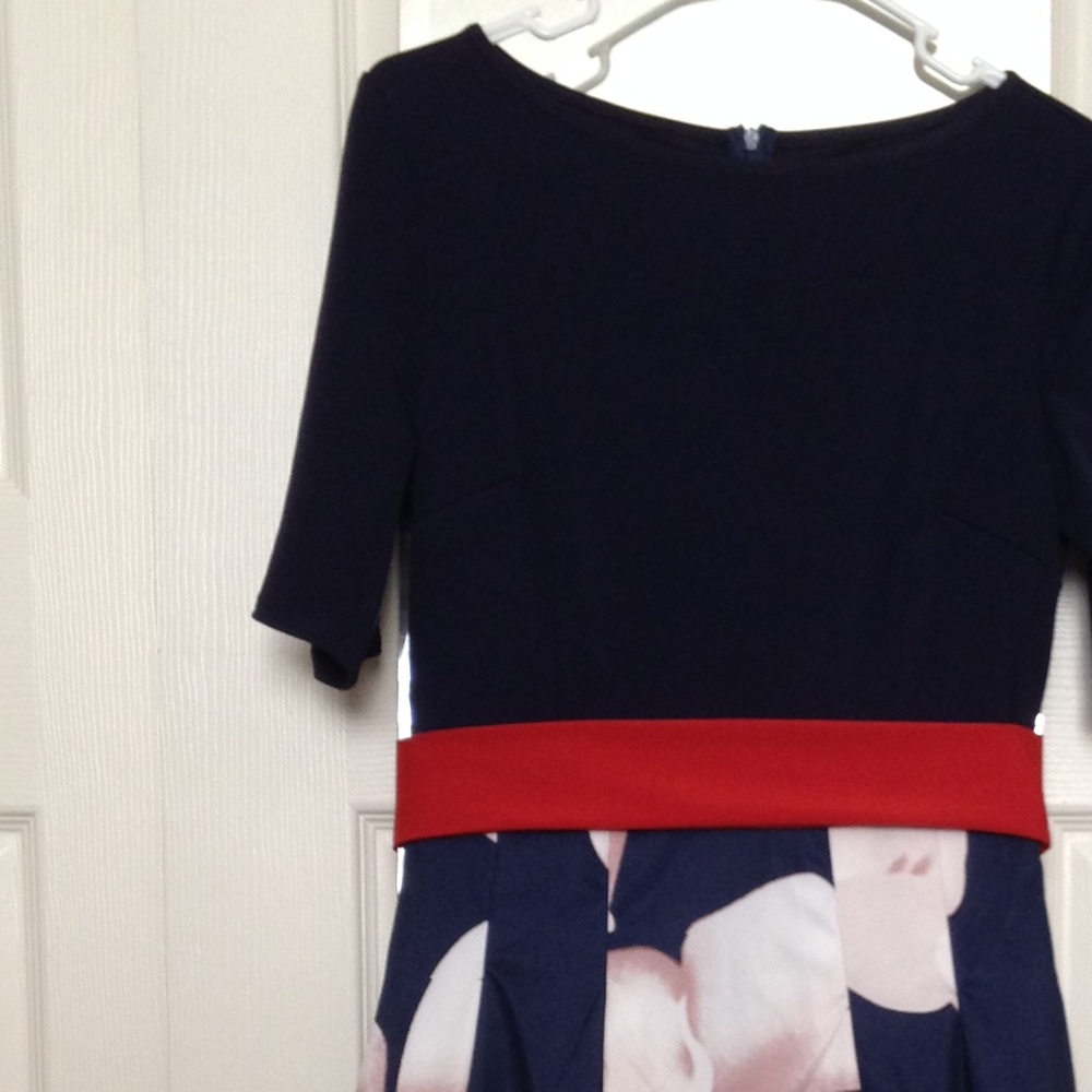 Navy Blue Belted Flower Print Dress